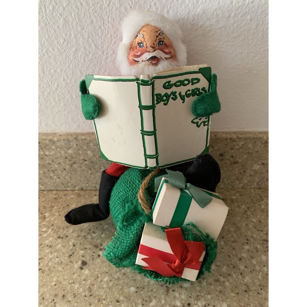 Vintage 1986 Annalee Santa Claus Christmas Boys & Girls List Presents